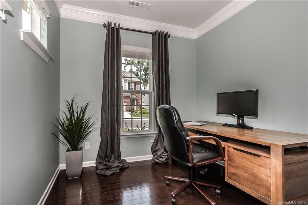 Park South Station - Residential