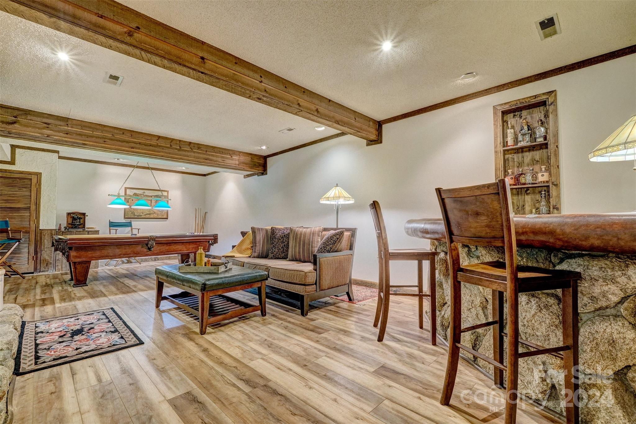 River Hills - Residential