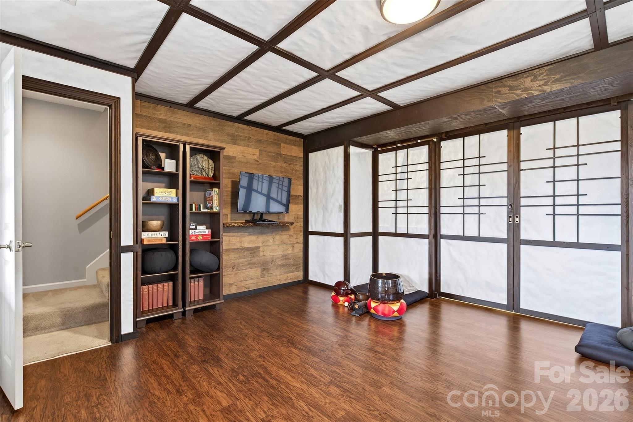 Crystal Tree - Residential