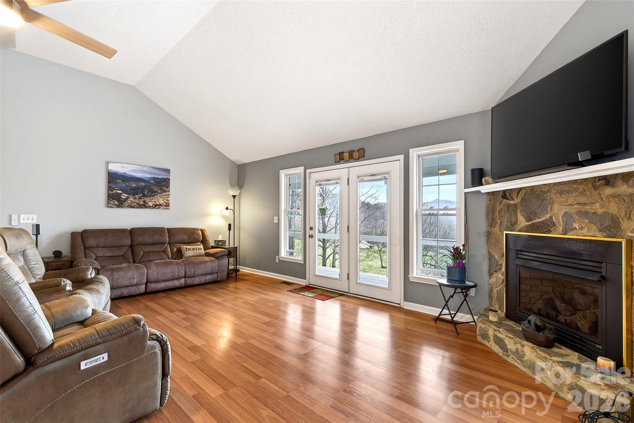 Crystal Tree - Residential