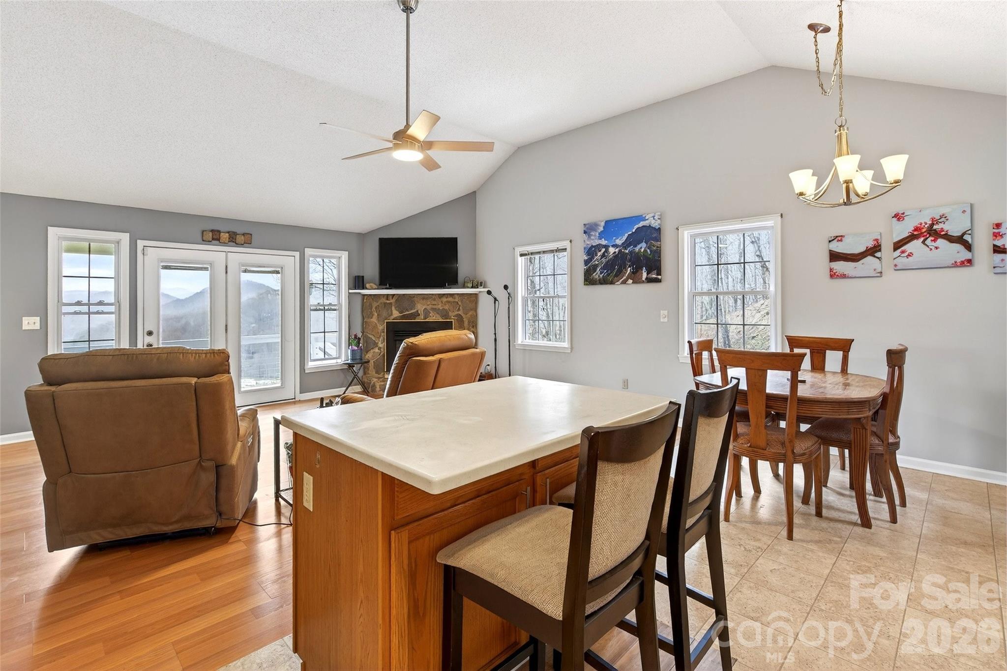 Crystal Tree - Residential