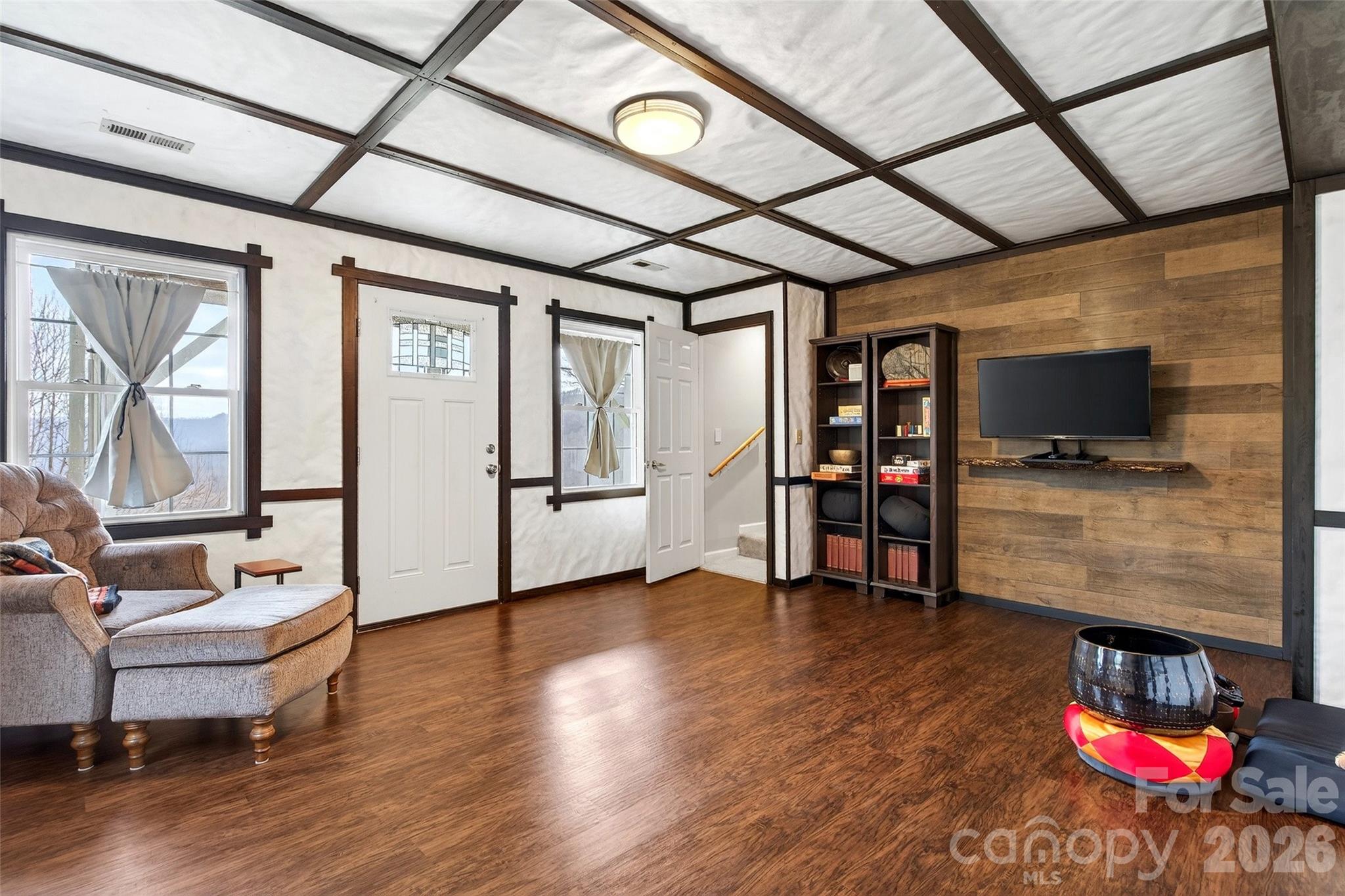 Crystal Tree - Residential