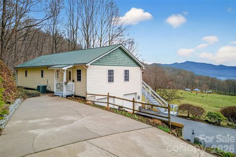 120 Mountain Mist Lane Waynesville NC 28785