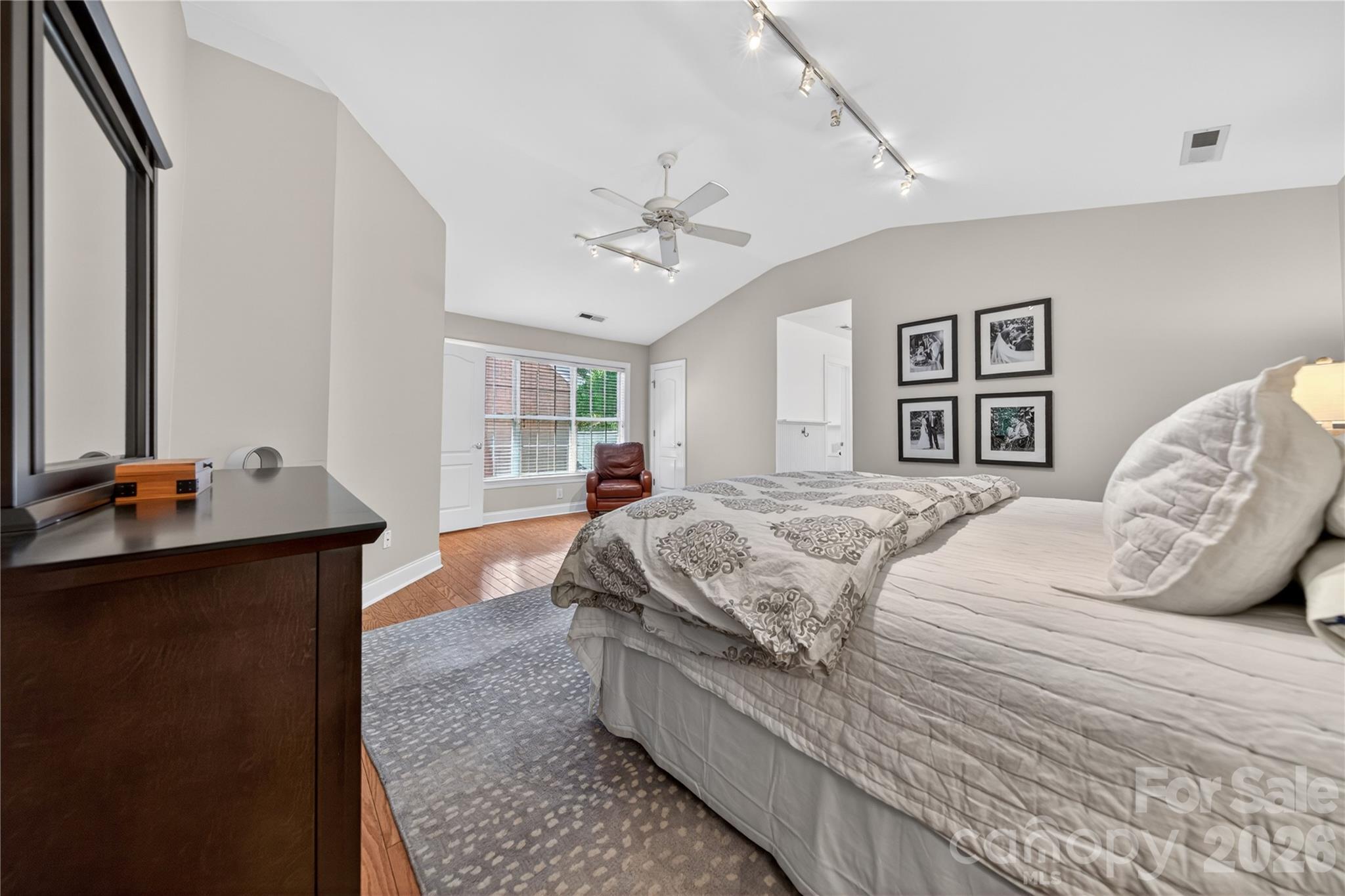Bonnie Briar - Residential