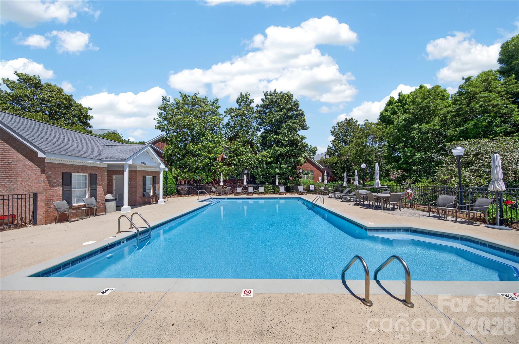 Bonnie Briar - Residential