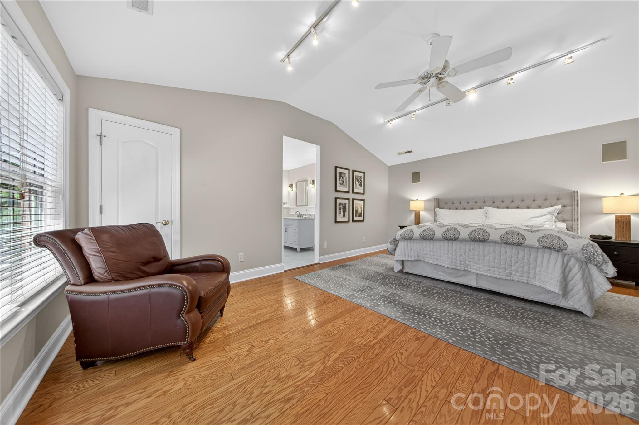 Bonnie Briar - Residential