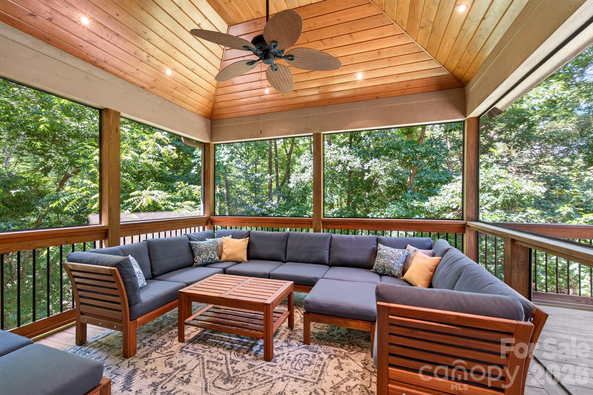 25 Whitaker View Road