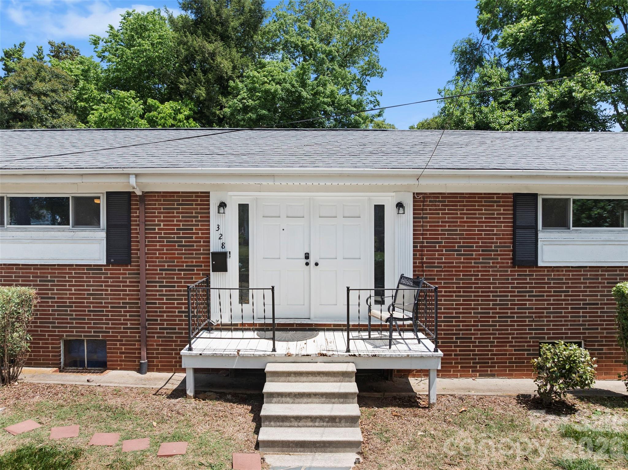 301 N Fulton Street