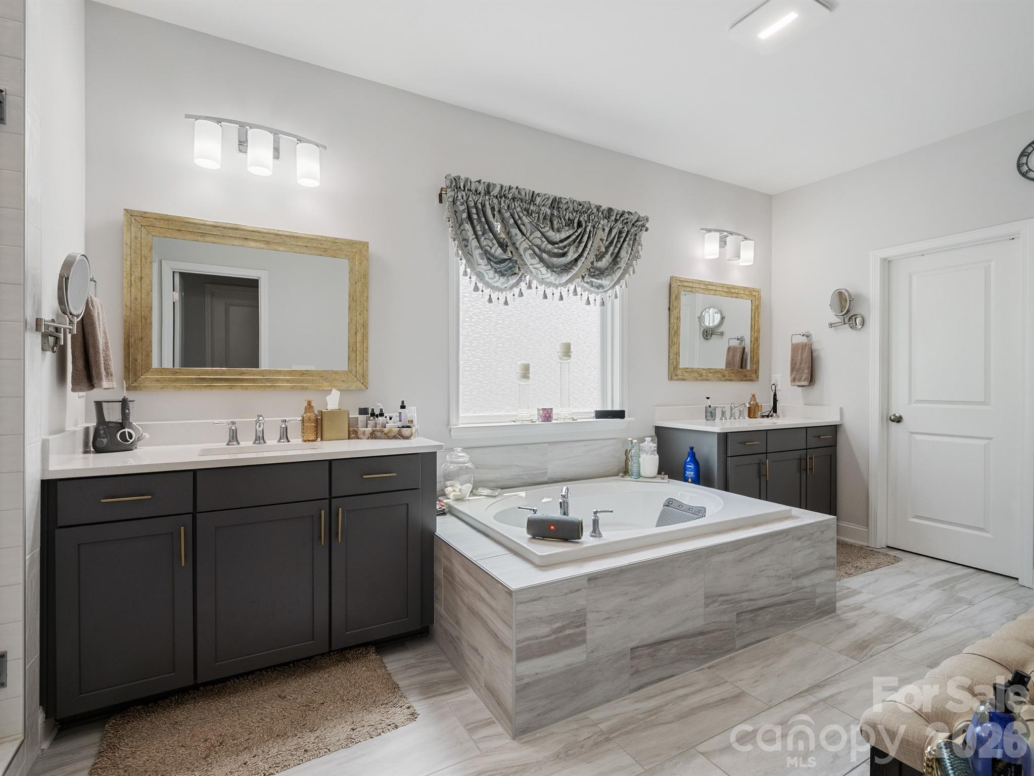 North Ridge - Residential