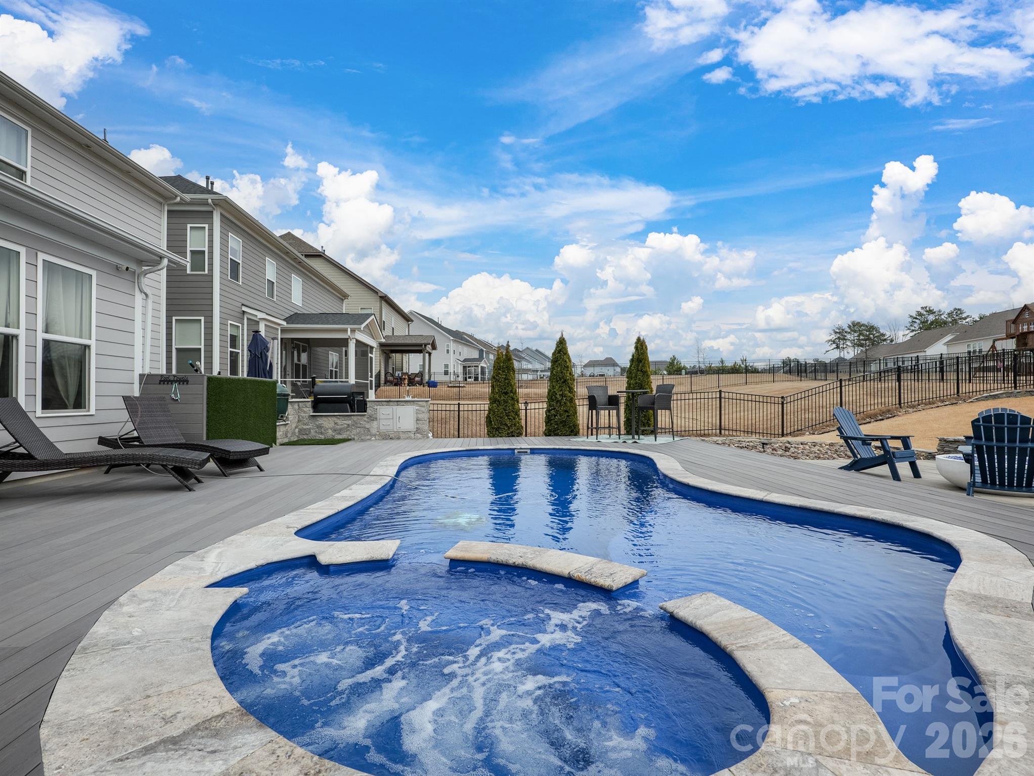 North Ridge - Residential