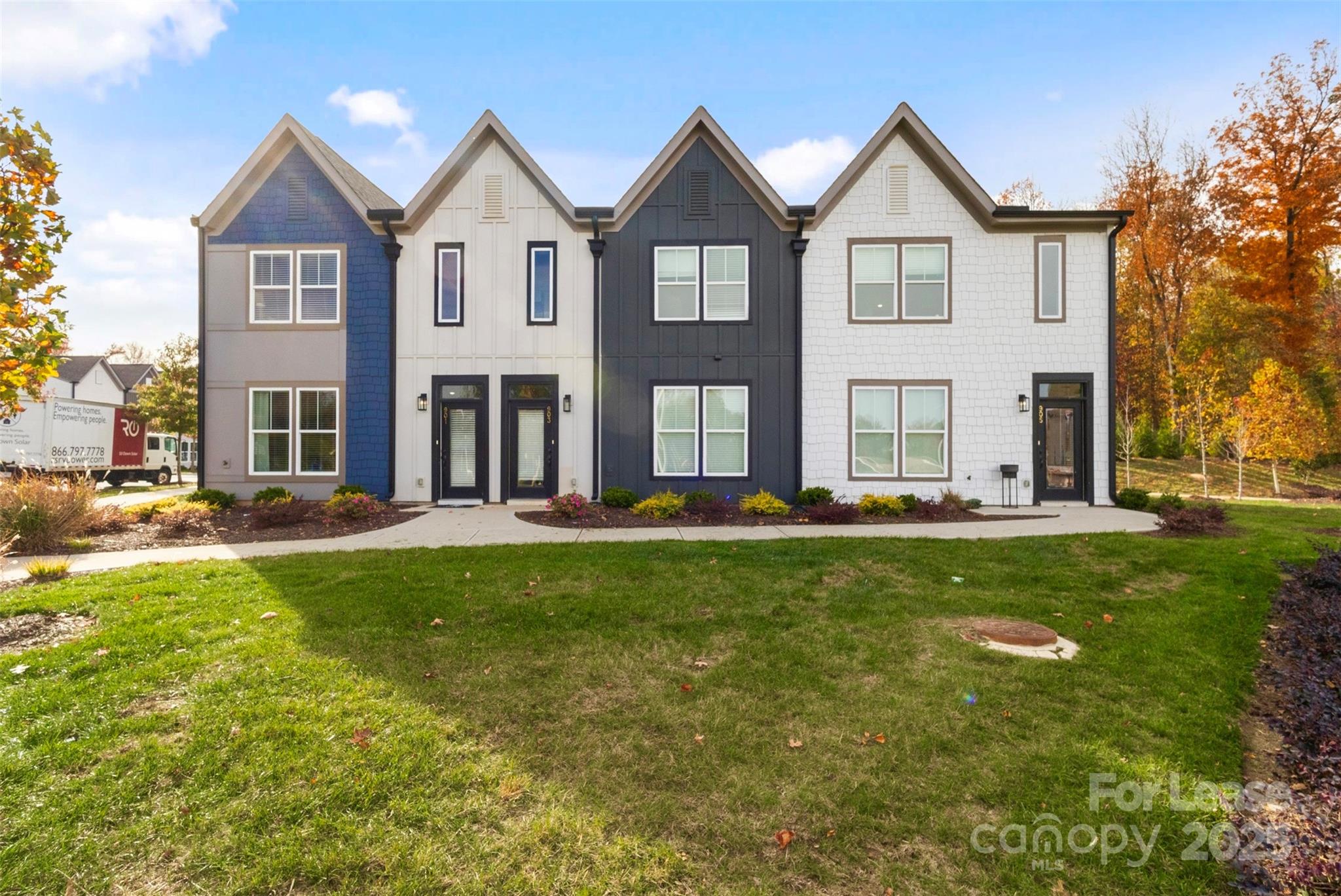 920 Blu Central Road