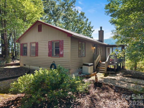 Photo of 600 Piney Gate Road, Saluda, NC 28773 (MLS # 4423662)