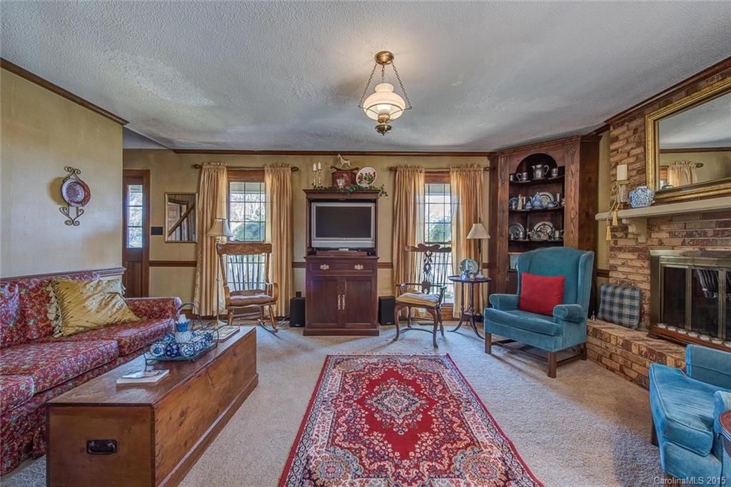 Laurel Woods - Residential