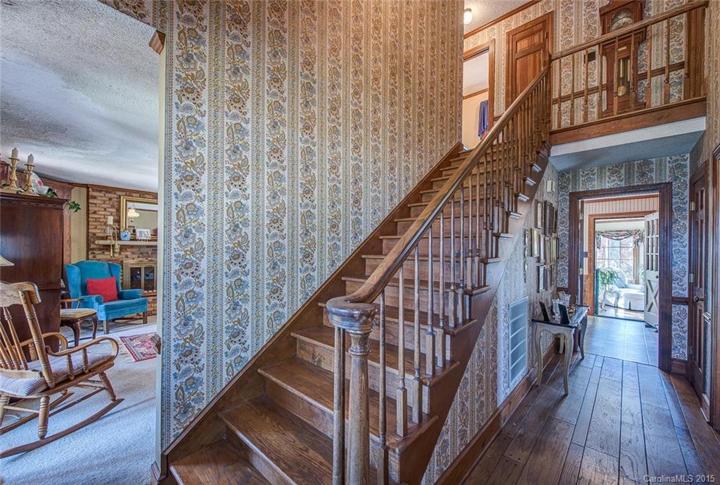 Laurel Woods - Residential