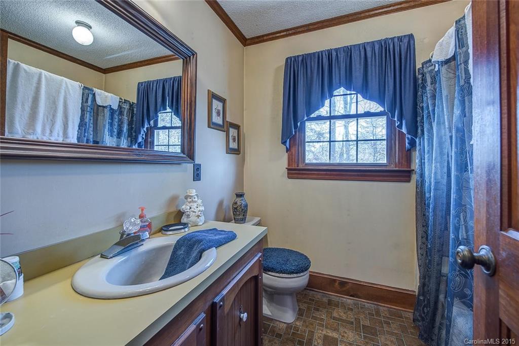 Laurel Woods - Residential