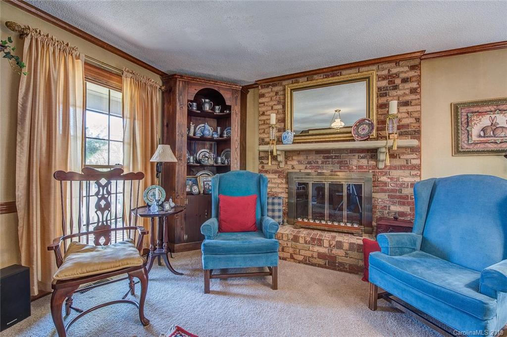 Laurel Woods - Residential