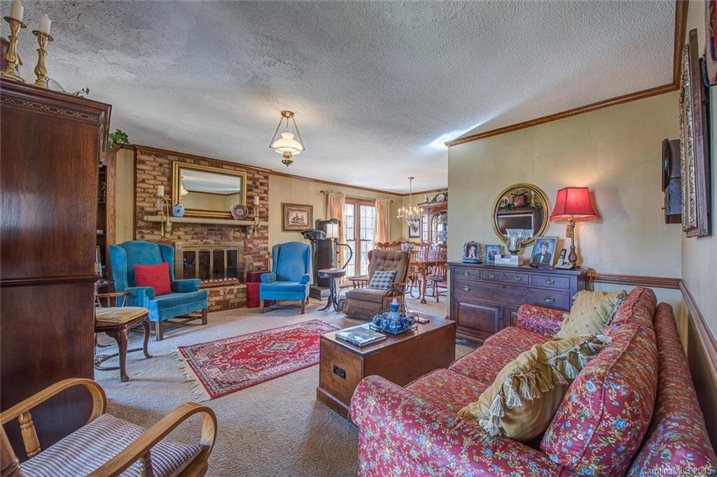 Laurel Woods - Residential