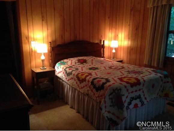 Shoot Out Mountain - Residential