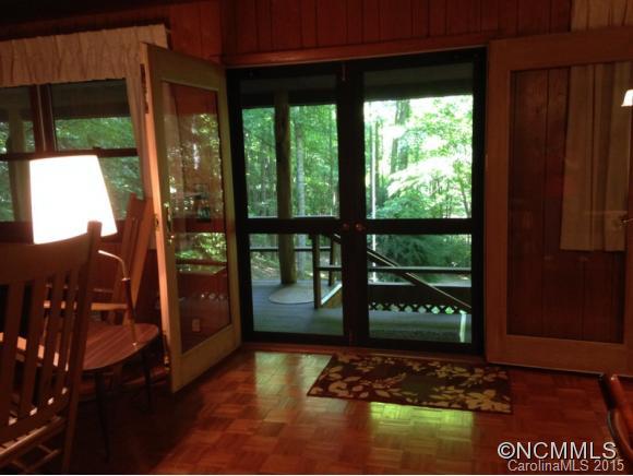 Shoot Out Mountain - Residential