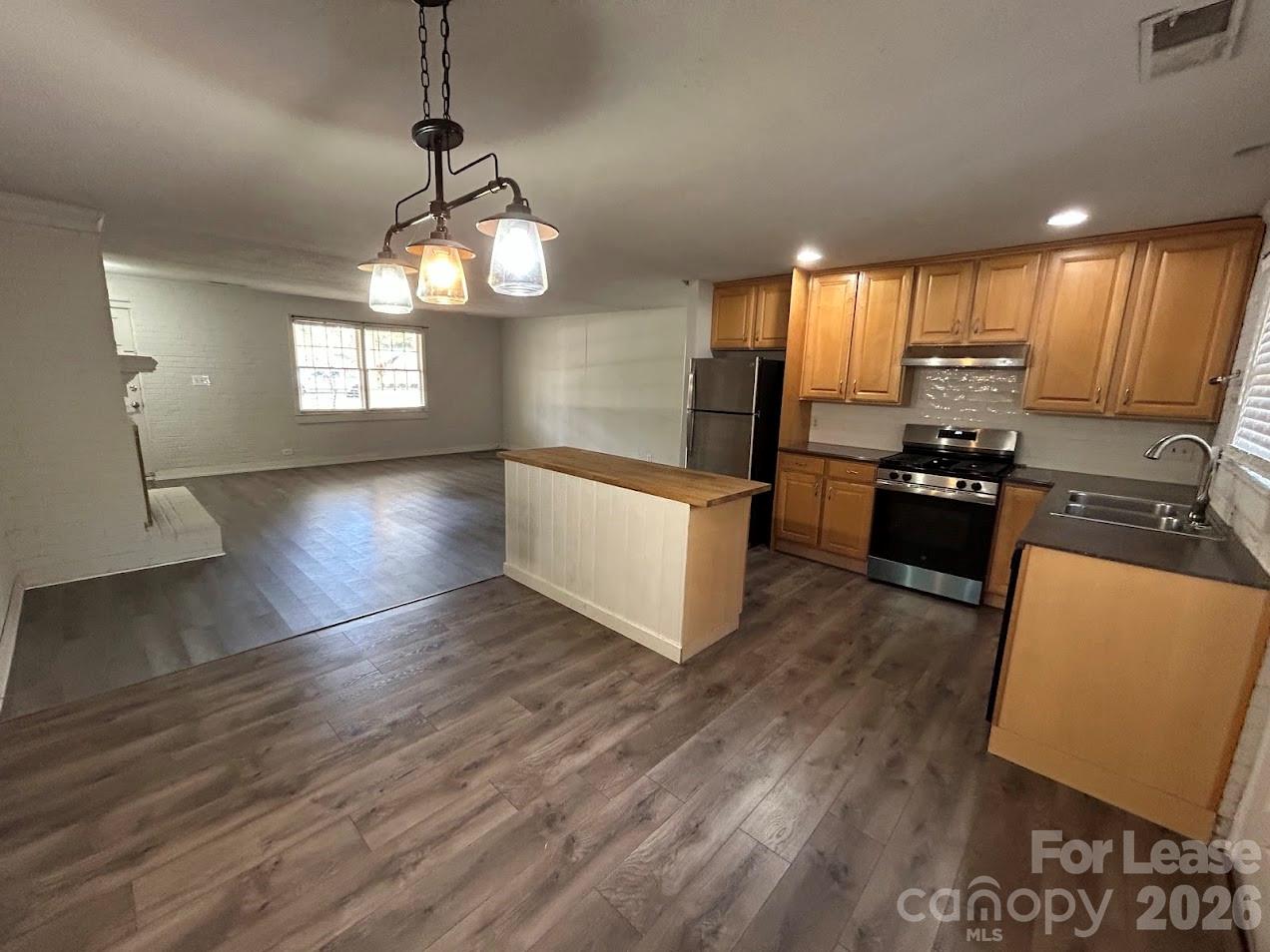 3312 Circles End Circle