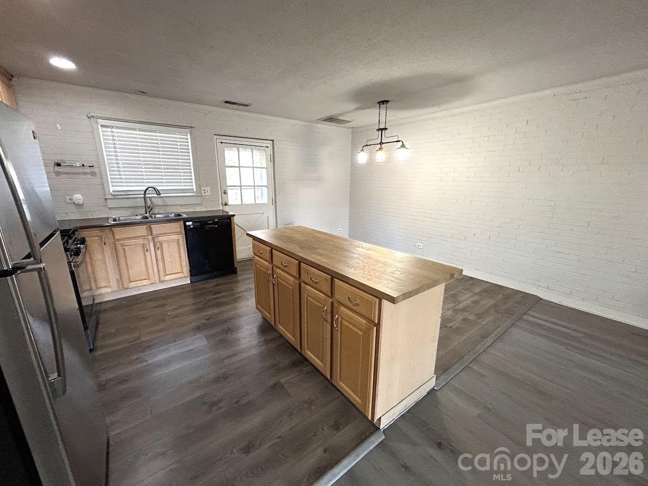 3312 Circles End Circle