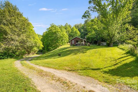 130 Black Crow Road Burnsville NC 28714