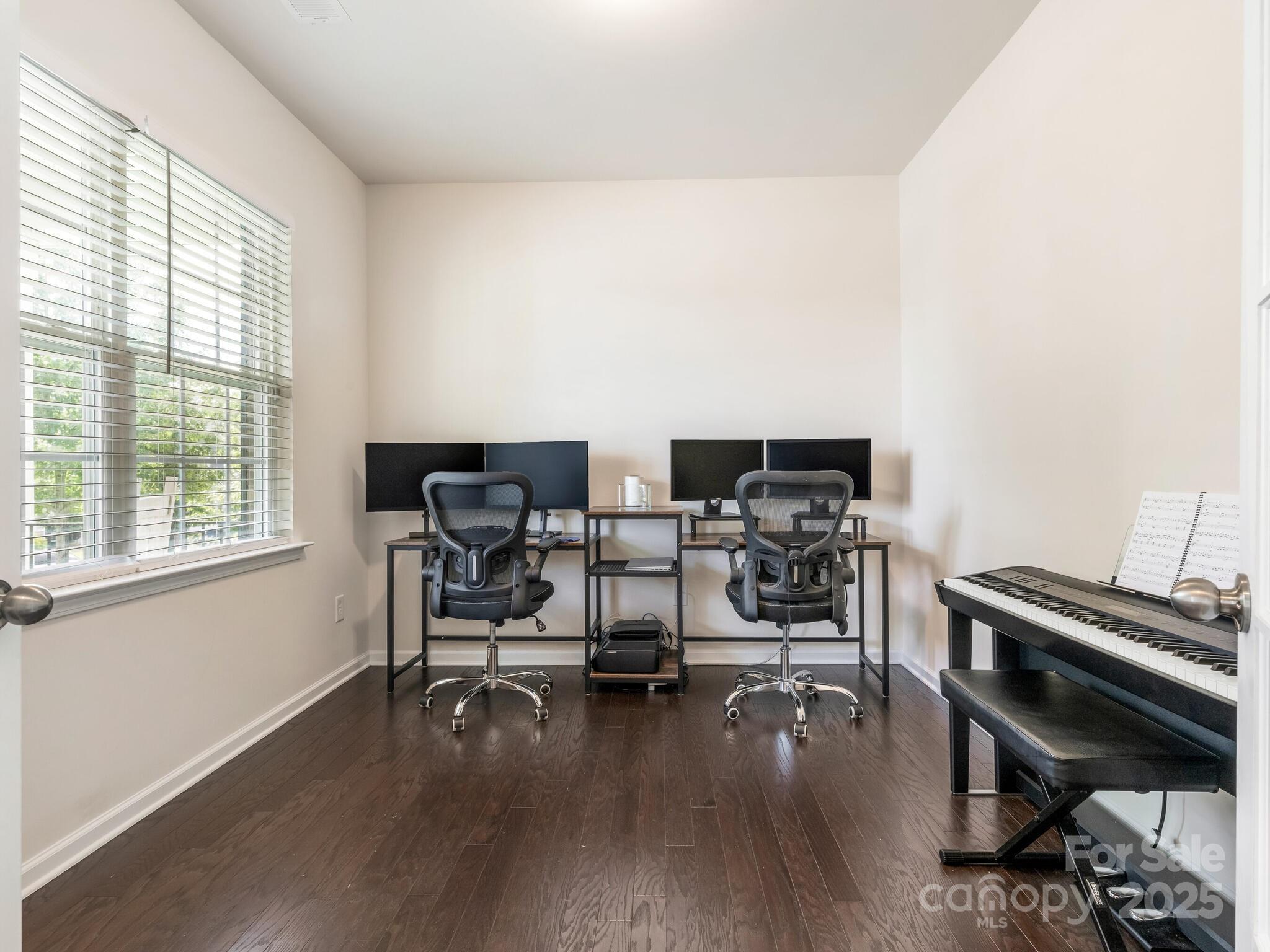 13535 Hyperion Hills Lane
