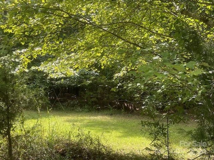 Discover the perfect canvas for your dream property on this stunning 8.11-acre lot, ideally located in a serene and sought-after area. This lot offers ample space for privacy and seclusion while providing the space and solitude you desire. Conveniently situated with easy access to Charlotte, Monroe, Waxhaw, and Lancaster, this property provides the best of both worlds—peaceful countryside living with proximity to urban amenities. Enjoy the charm of small-town life while being just a short drive away from shopping, dining, and entertainment options.