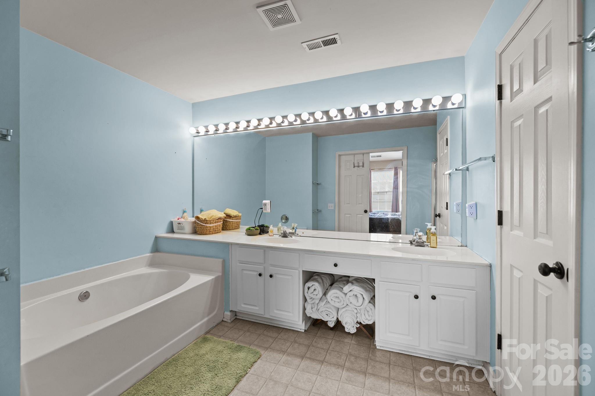 Beverly Crest - Residential