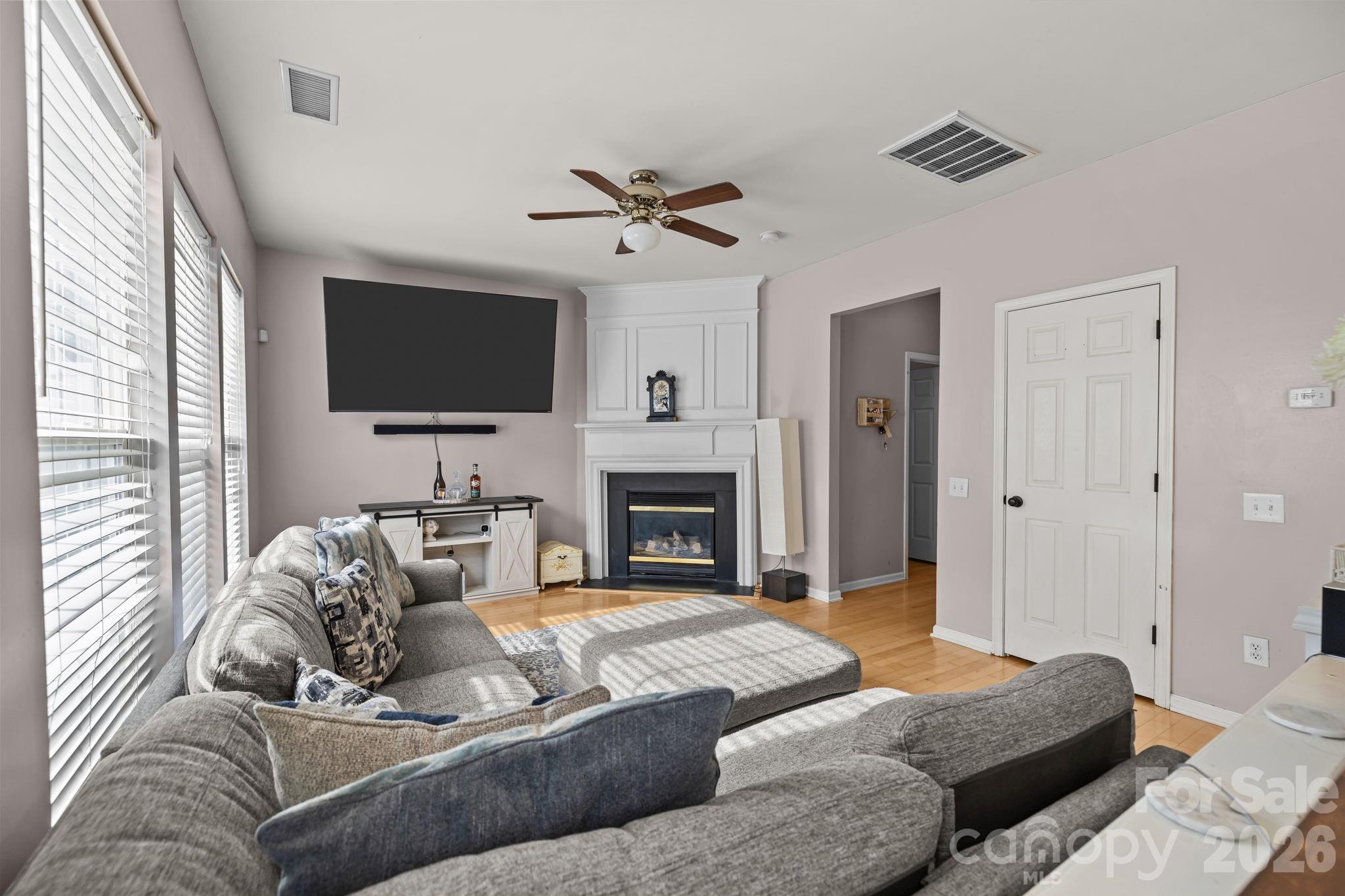 Beverly Crest - Residential