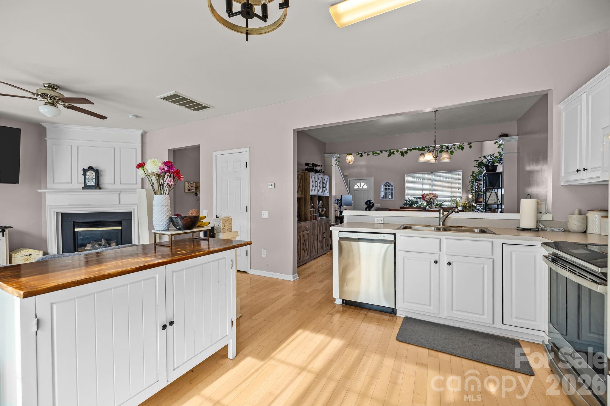 Beverly Crest - Residential