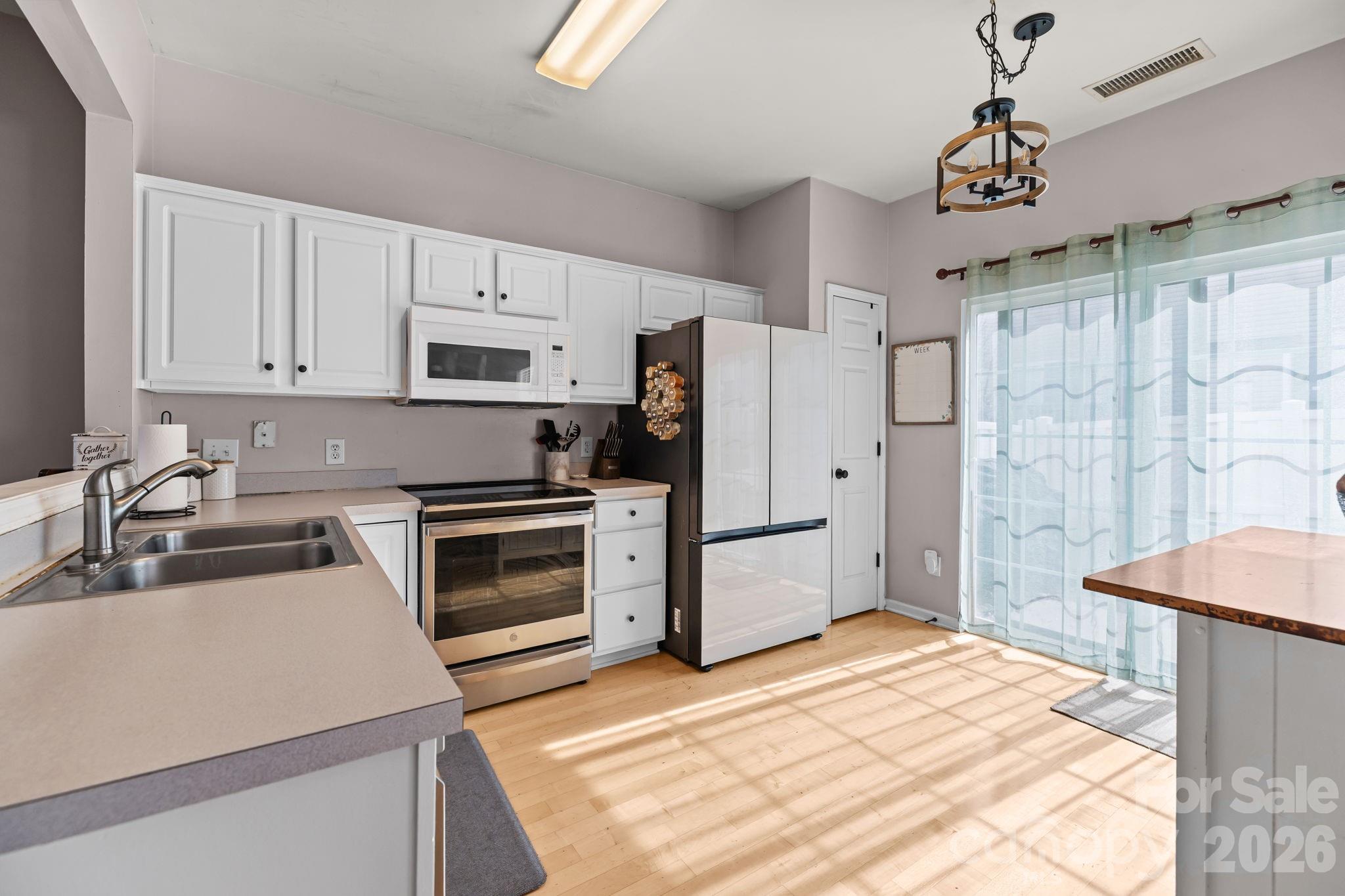 Beverly Crest - Residential