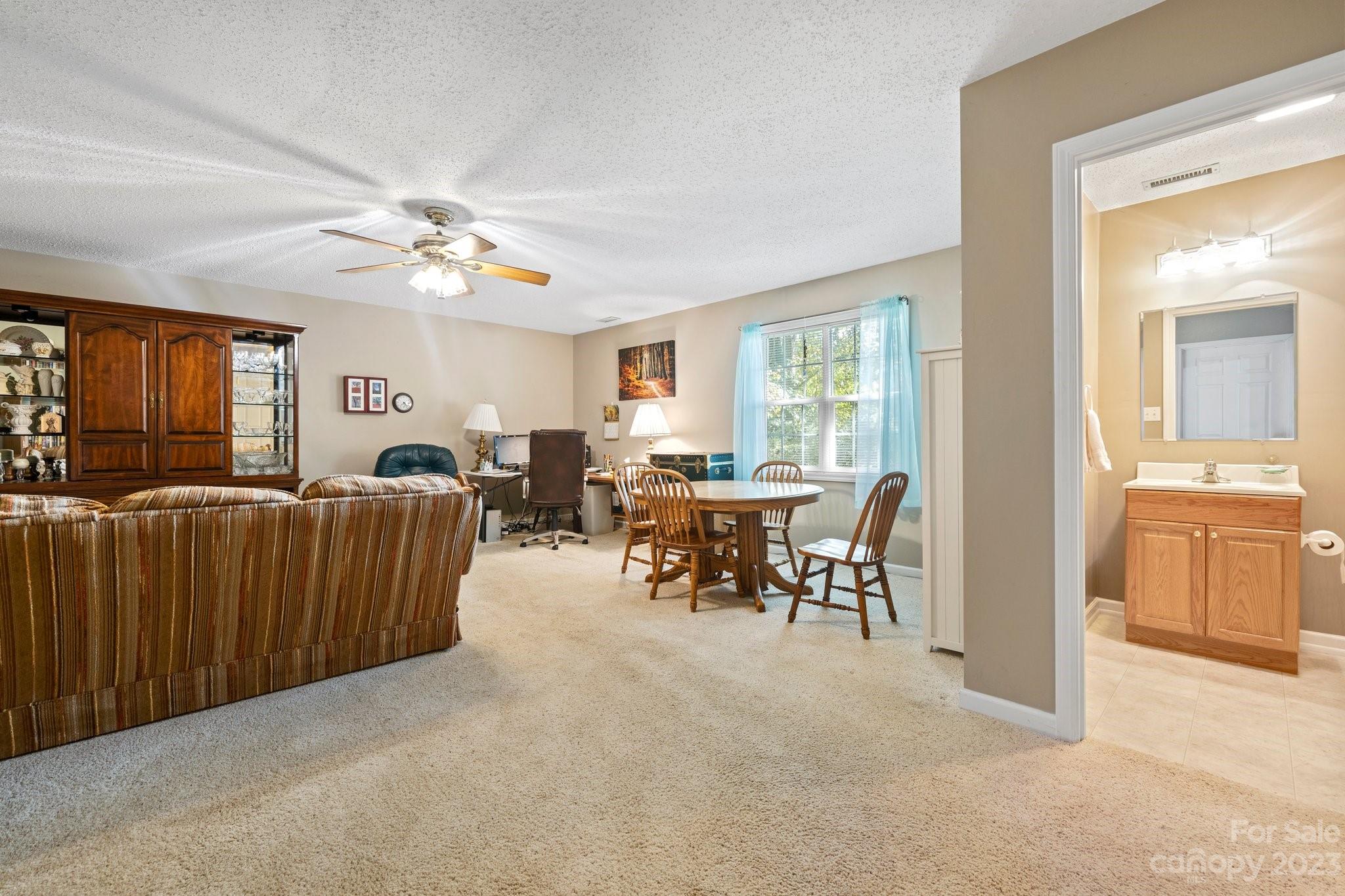 Sunset Ridge - Residential