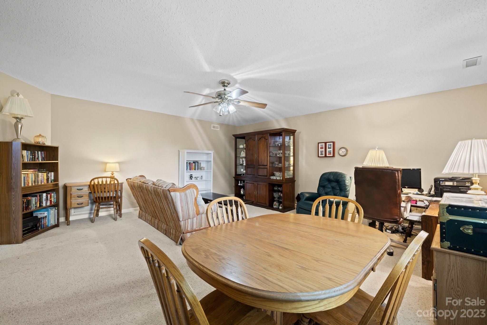 Sunset Ridge - Residential