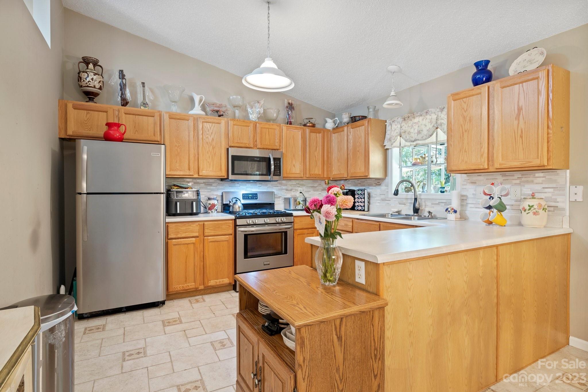 Sunset Ridge - Residential