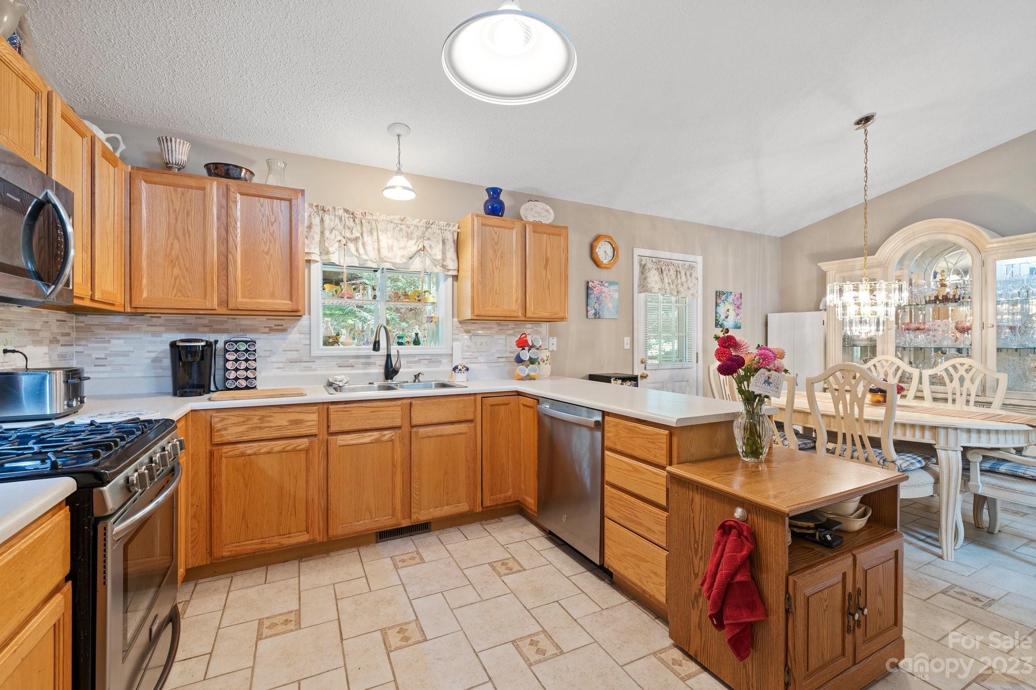 Sunset Ridge - Residential