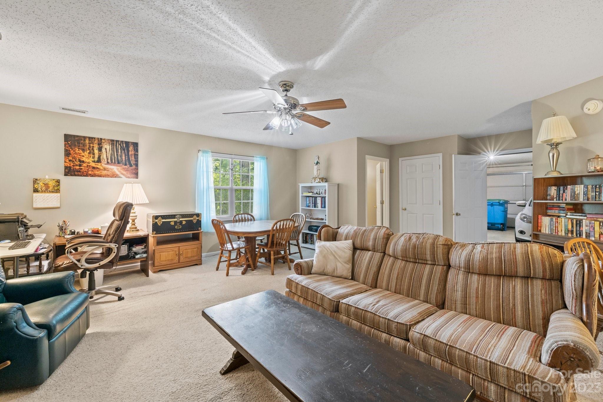 Sunset Ridge - Residential