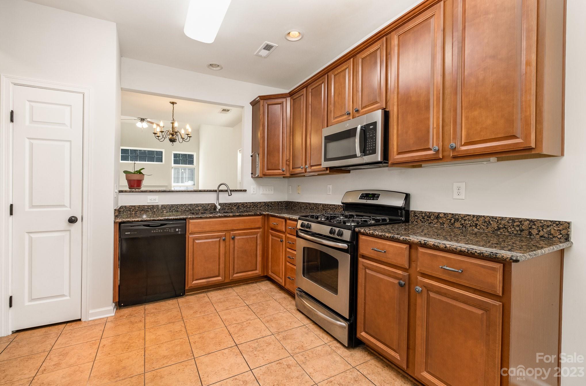 Palmetto Traces - Residential