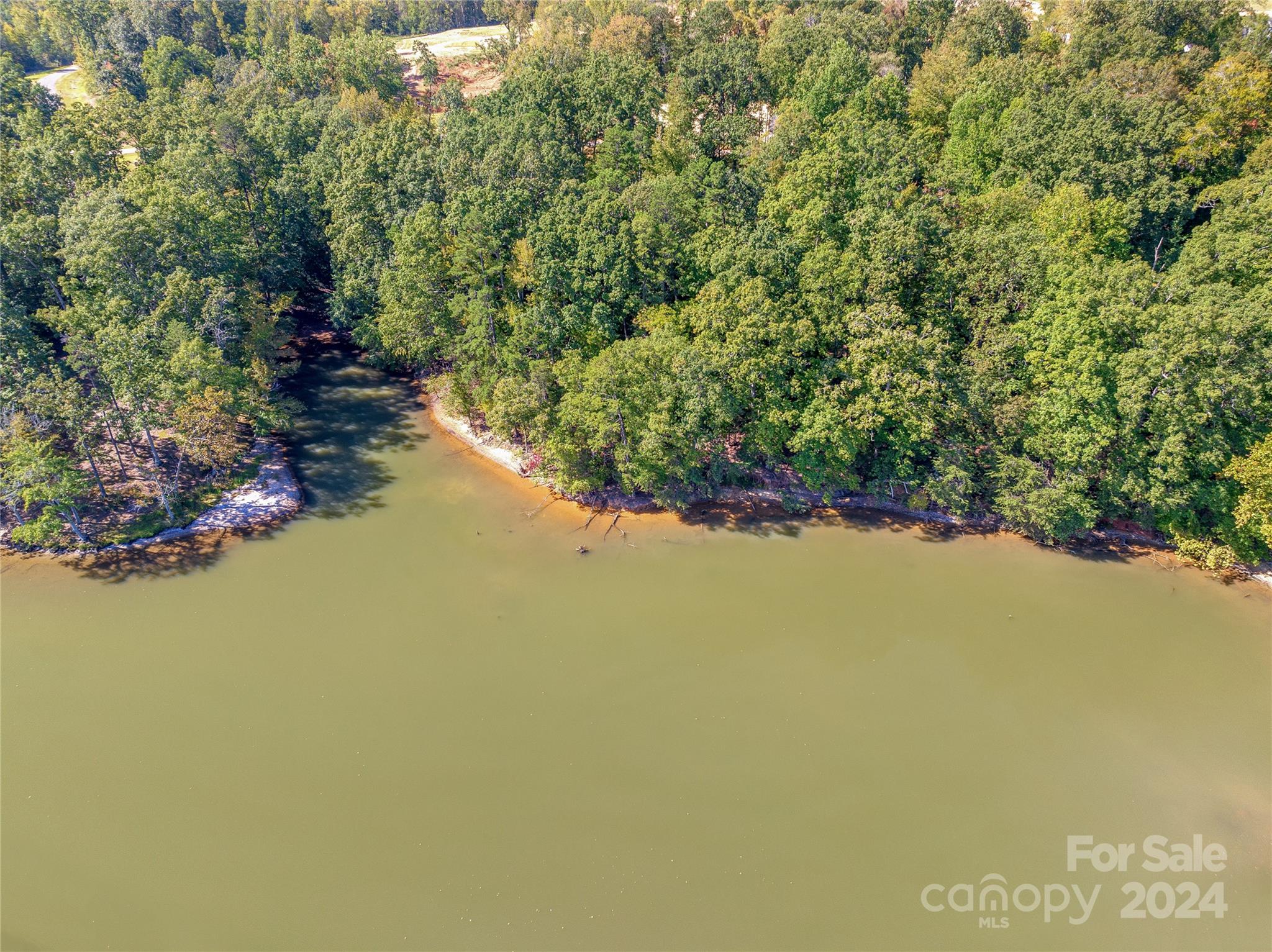 McLean - South Shore - Land