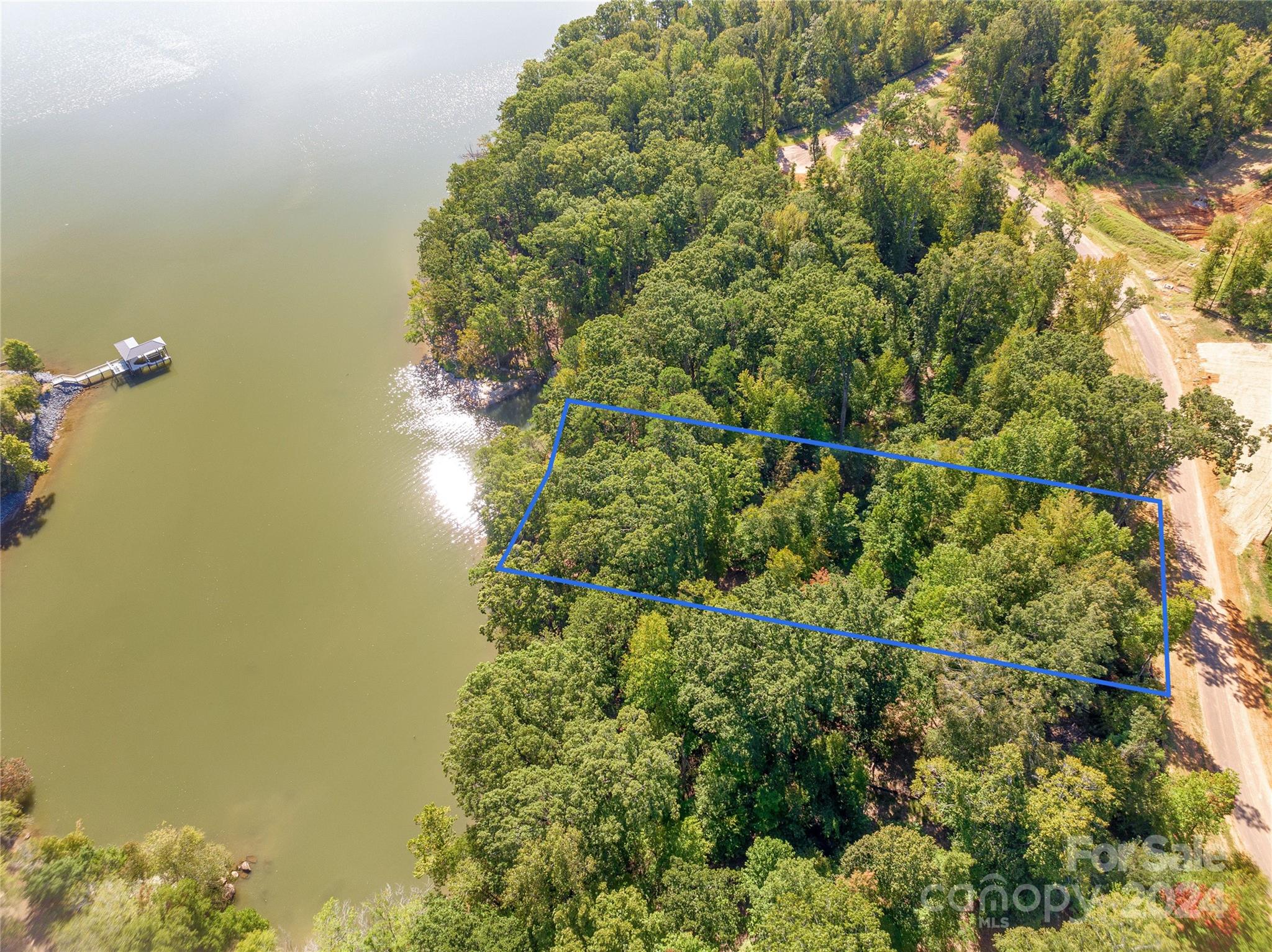 McLean - South Shore - Land