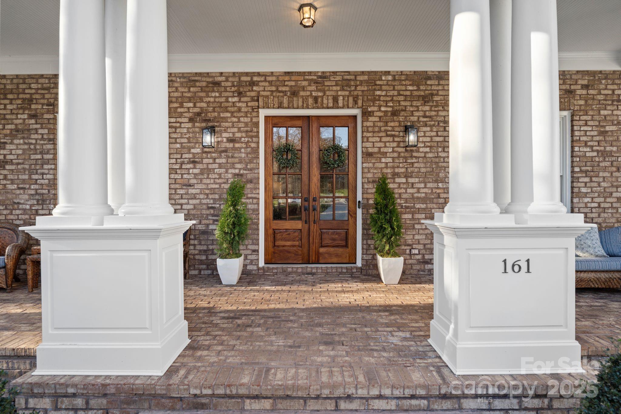 161 E Cold Hollow Farms Drive