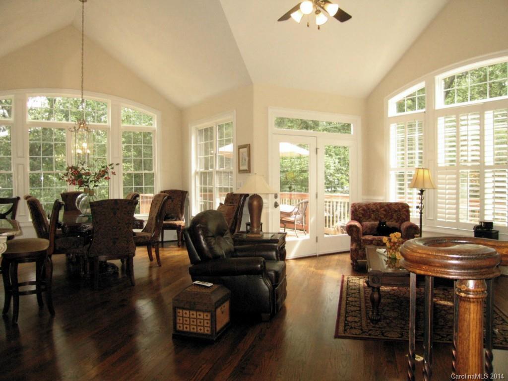 Tega Cay - Residential