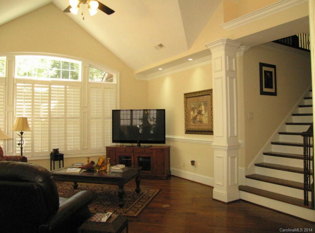 Tega Cay - Residential