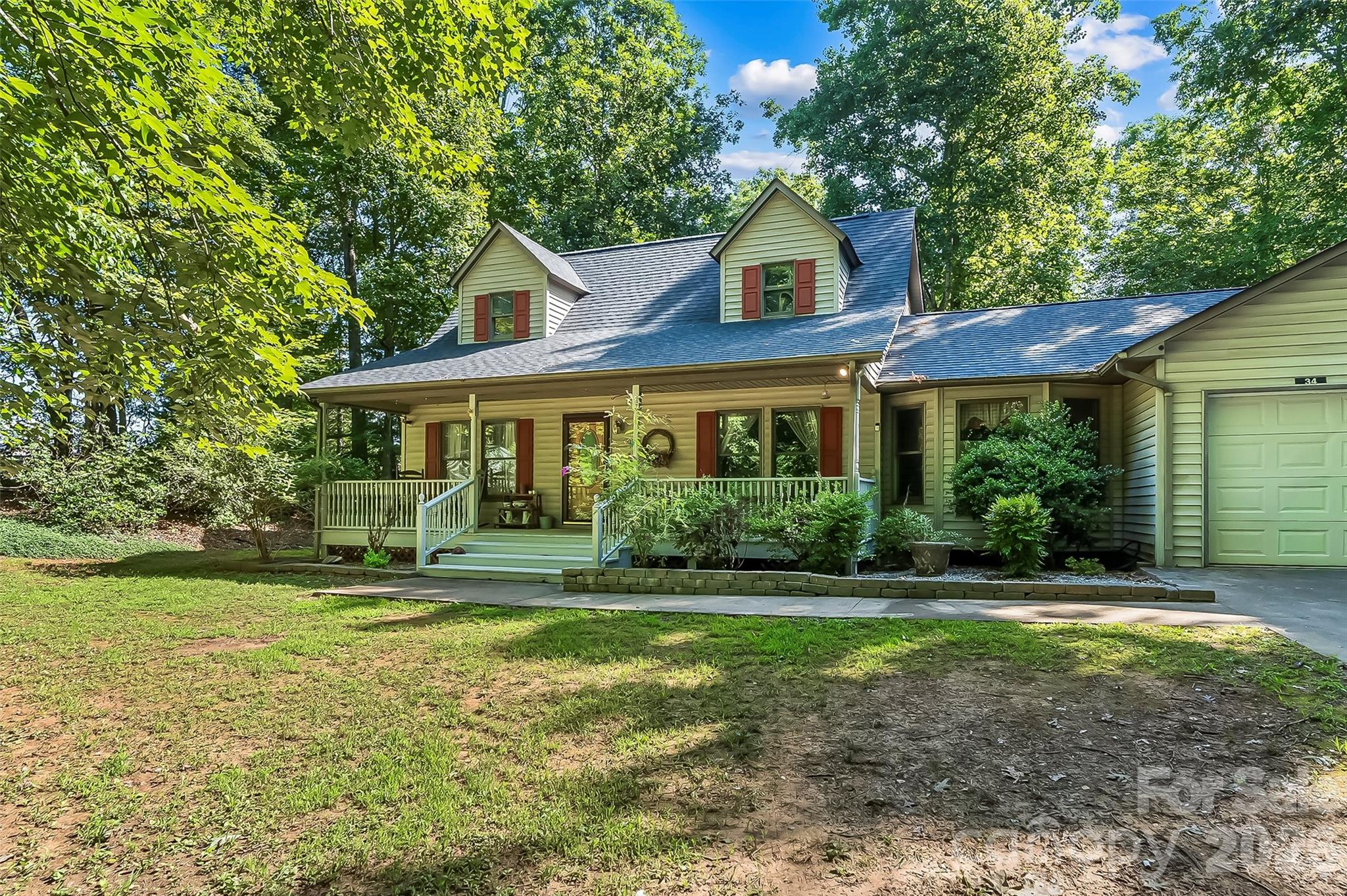 34 Lakeside Drive