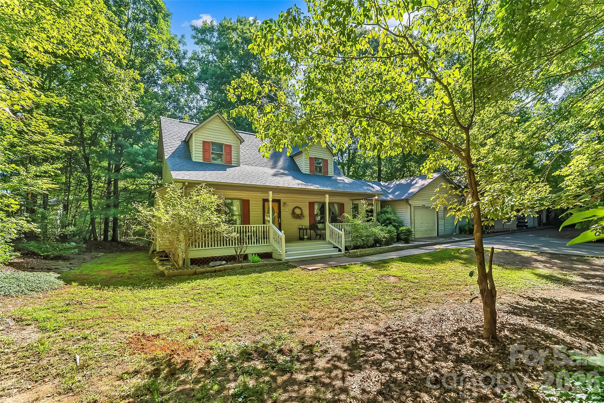 34 Lakeside Drive