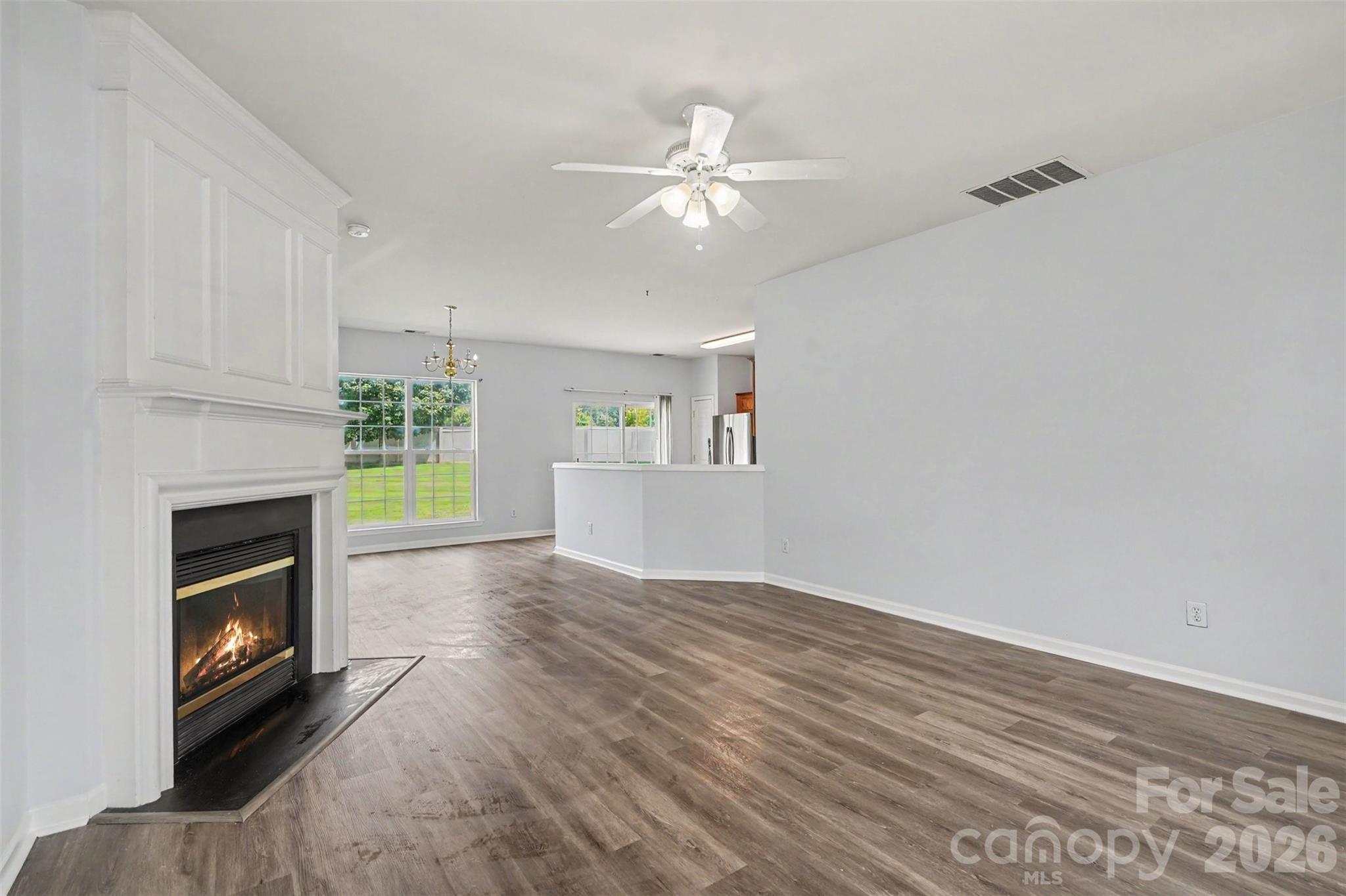 2410 Normancrest Court