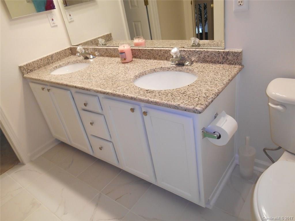 Maplecrest - Residential