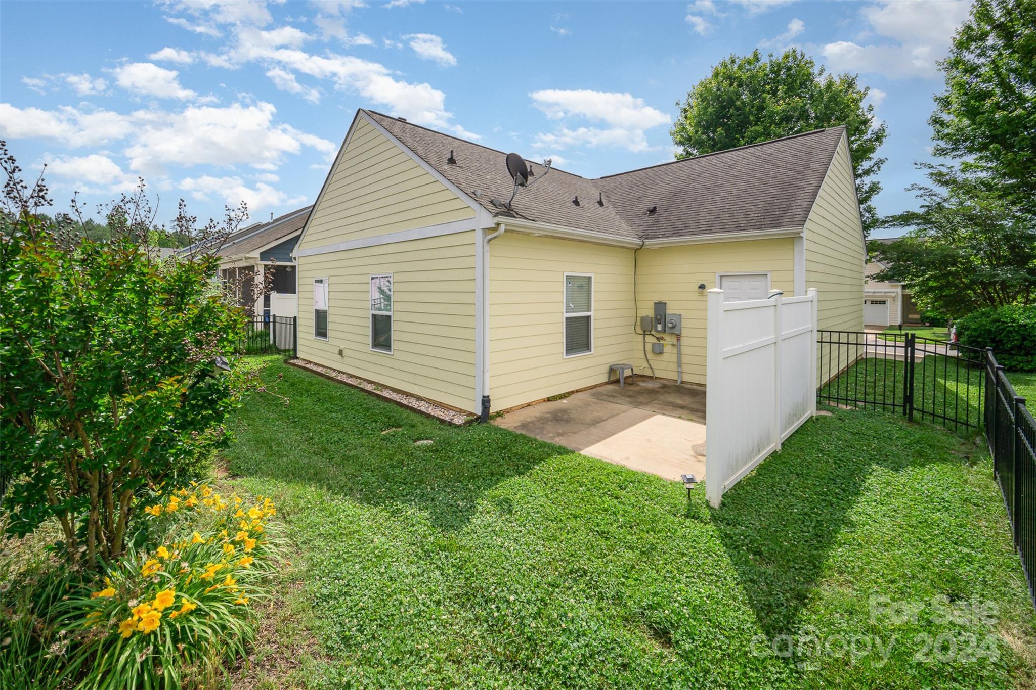 Edgewater - Residential