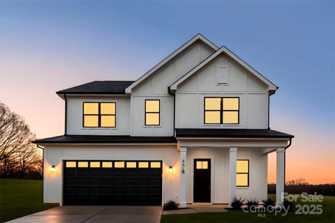 551 Perry Road Troutman NC 28166