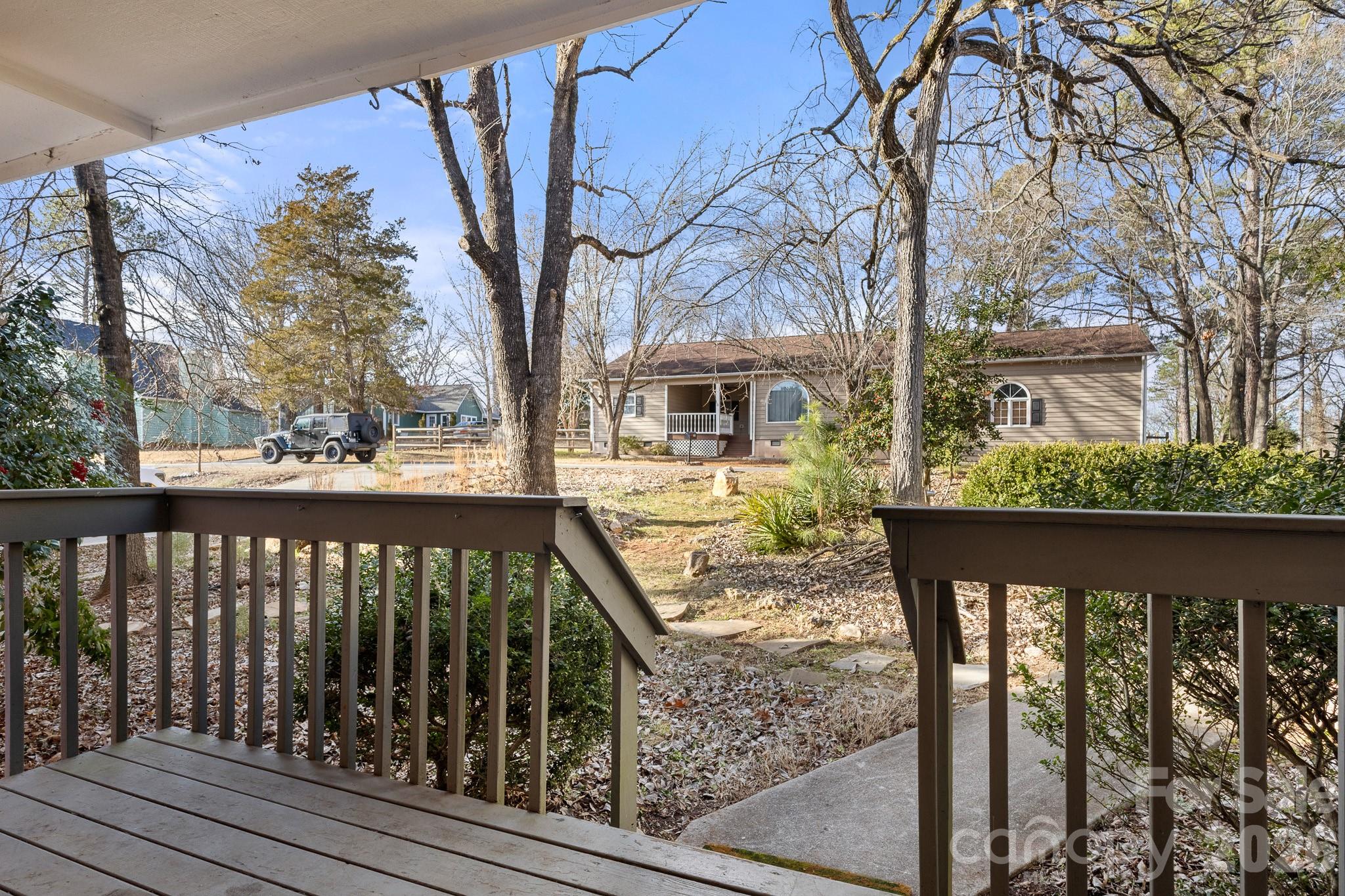 Tega Cay - Residential